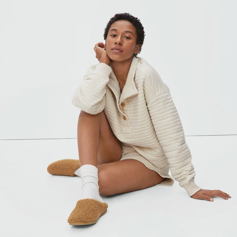 EUC Everlane Renew Teddy Slipoers